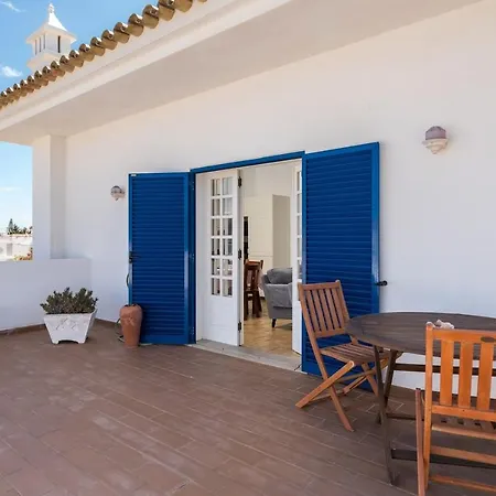 Castelinho - Pool - - Free Wifi - Air Con * Albufeira