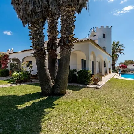 Castelinho - Pool - - Free Wifi - Air Con Albufeira